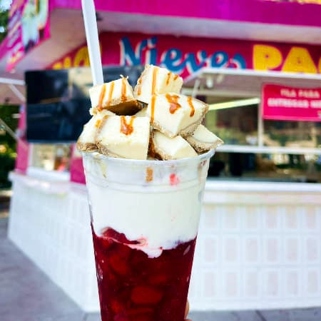 Fresas con Crema Pay de Queso