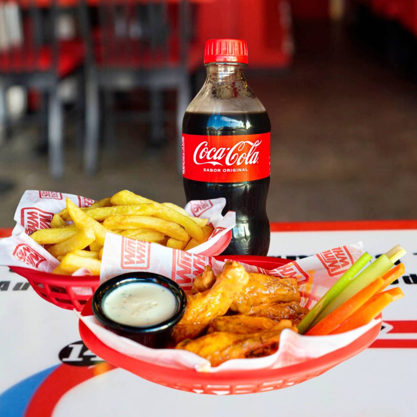Combo Pits Alitas Comparte el momento