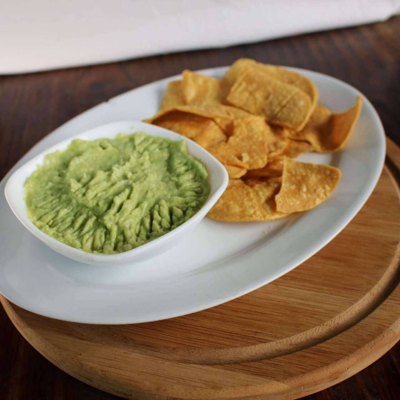 Orden de Guacamole con Tostadas