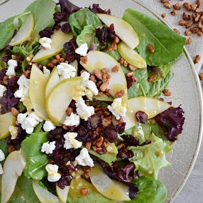 Ensalada Verde con Durazno  🍑 🌿