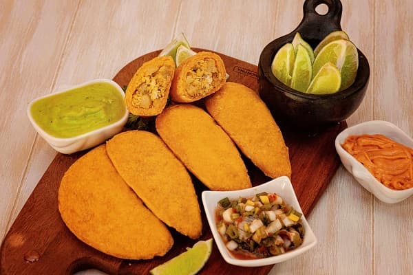 Empanadas La Catedral (Parque Envigado)