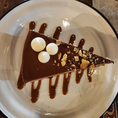 PASTEL DE MOUSE DE CHOCOLATE