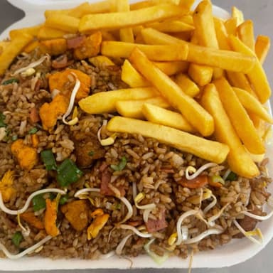 Caja Grande Arroz + Papas+ Gaseosa Litro