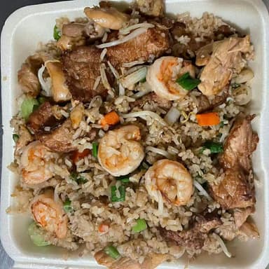 Chaw Fan Mixto 虾肉炒饭