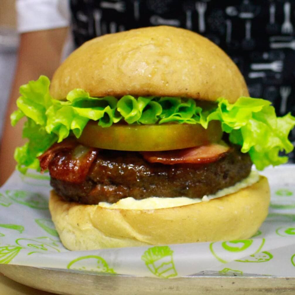 Hamburguesa Sencilla + Papas + Gaseosa