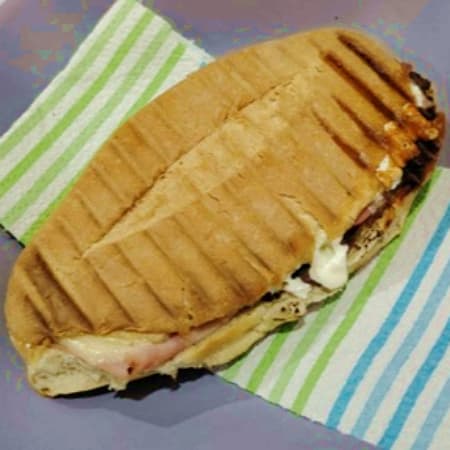 Clásica de Jamón y Quesos