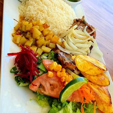 Casado con Carne en Salsa