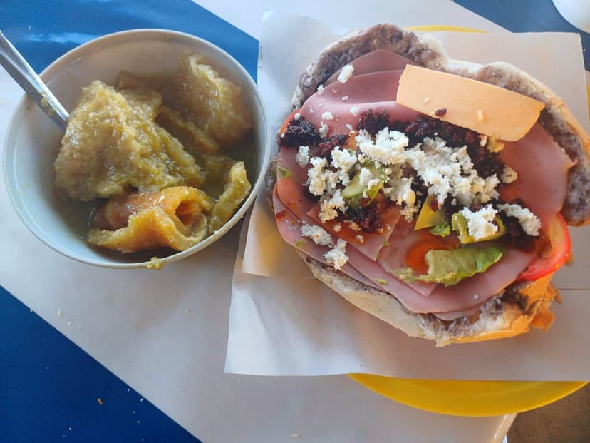 Tortas de la Barda Panino