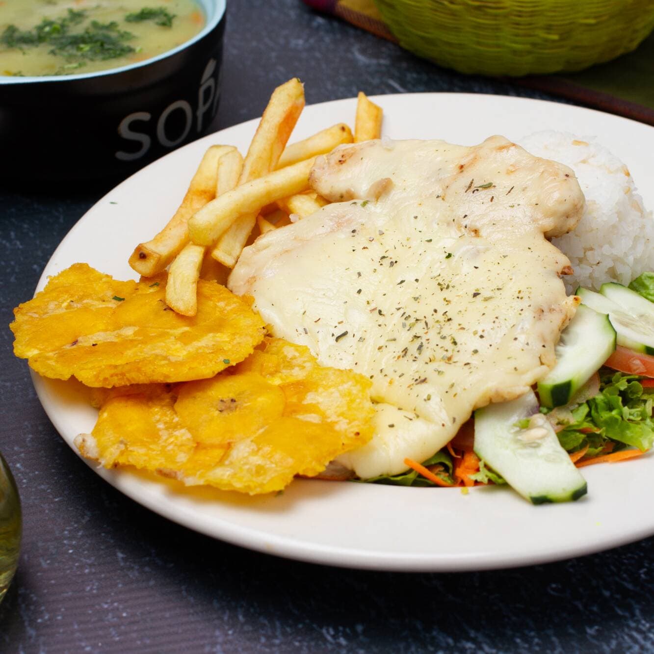 PECHUGA GRATINADA ESPECIAL