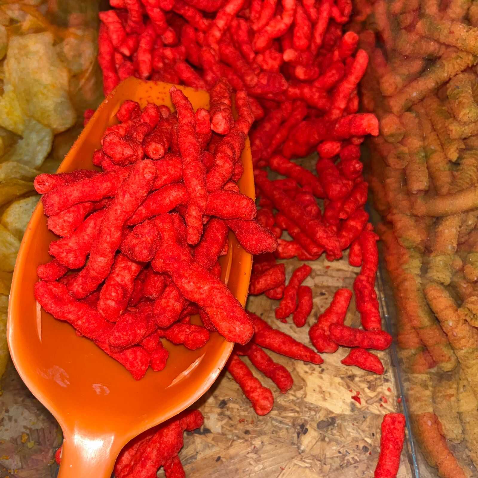 CHEETOS FLAMING HOT