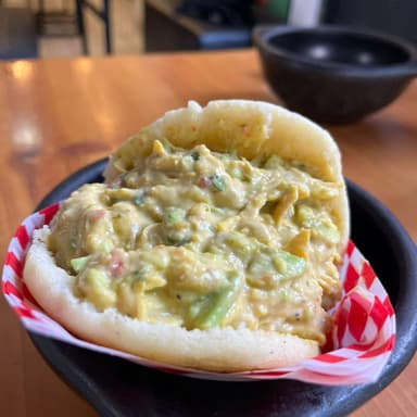 Arepa Reina Pepiada