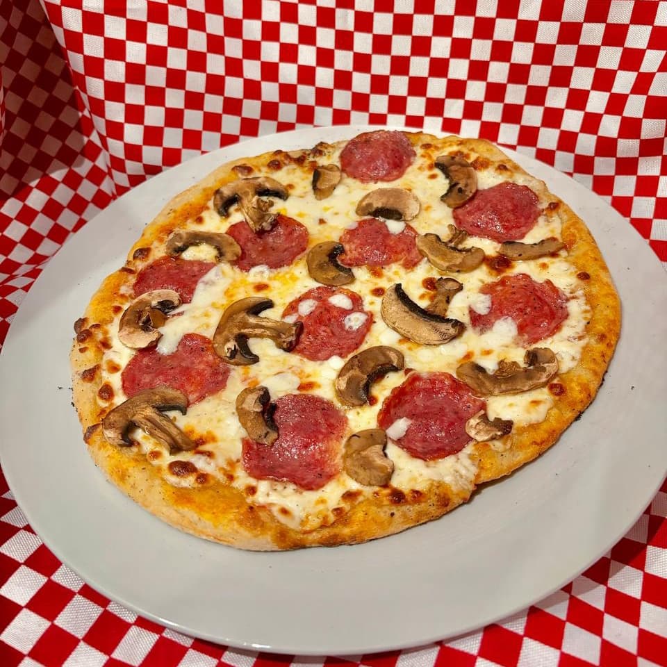 Pizza SALAMI CON CHAMPIÑÓN