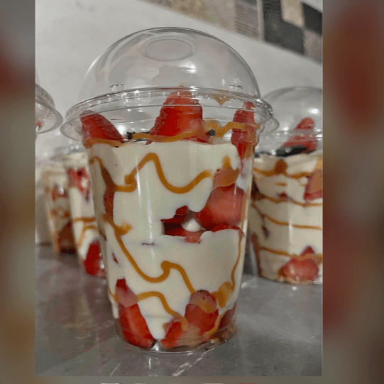 Fresas con Crema Tradicionales 9 Oz