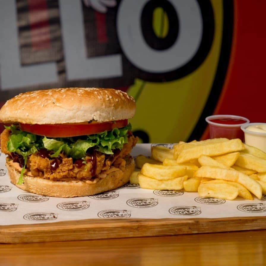 Hamburguesa de Pollo con Papas