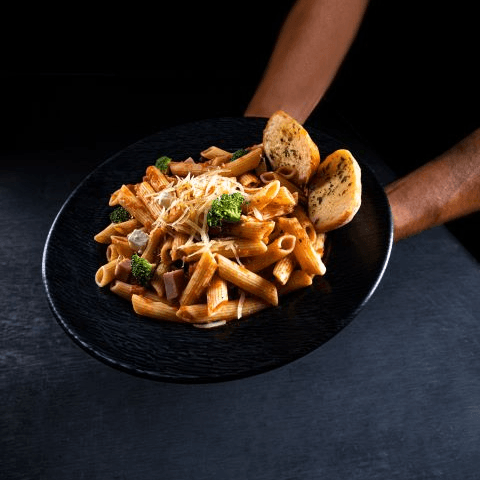 Arma tu Pasta con 4 Ingredientes