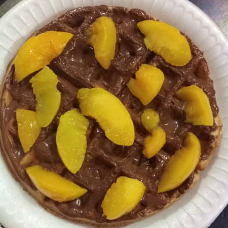 Waffle de NUTELLA y Duraznos