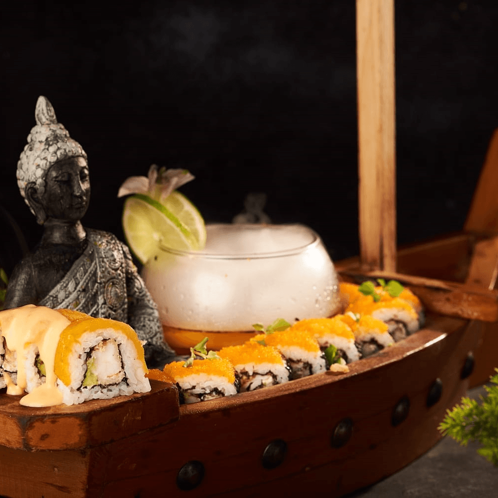 Barco de  Sushi X 30 Bocados