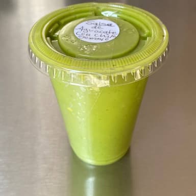 Aguacate con chile serrano.