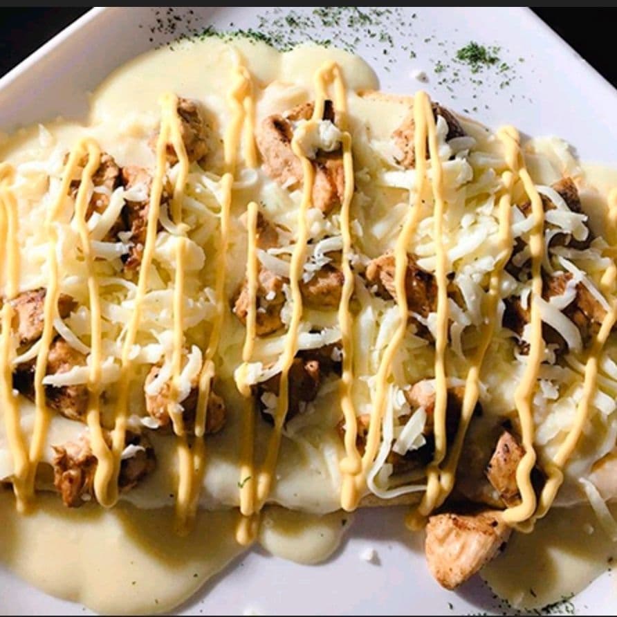 Crepe de Pollo Tres Quesos