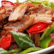 小炒肉 Cerdo con Serrano Picante