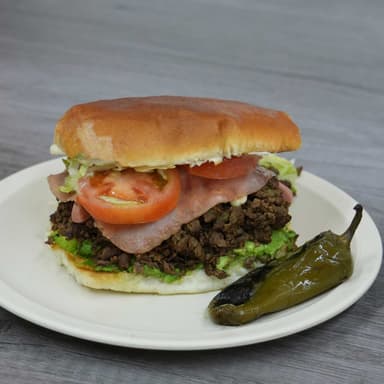 Torta de Bistec Especial
