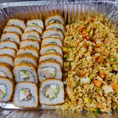 Charola 3 rollos + yakimeshi verduras