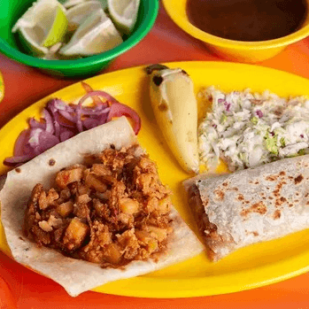 Burro de Chilorio Con Papas