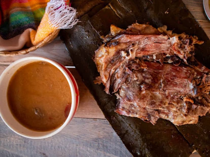 El Pato Barbacoa y Mixiote