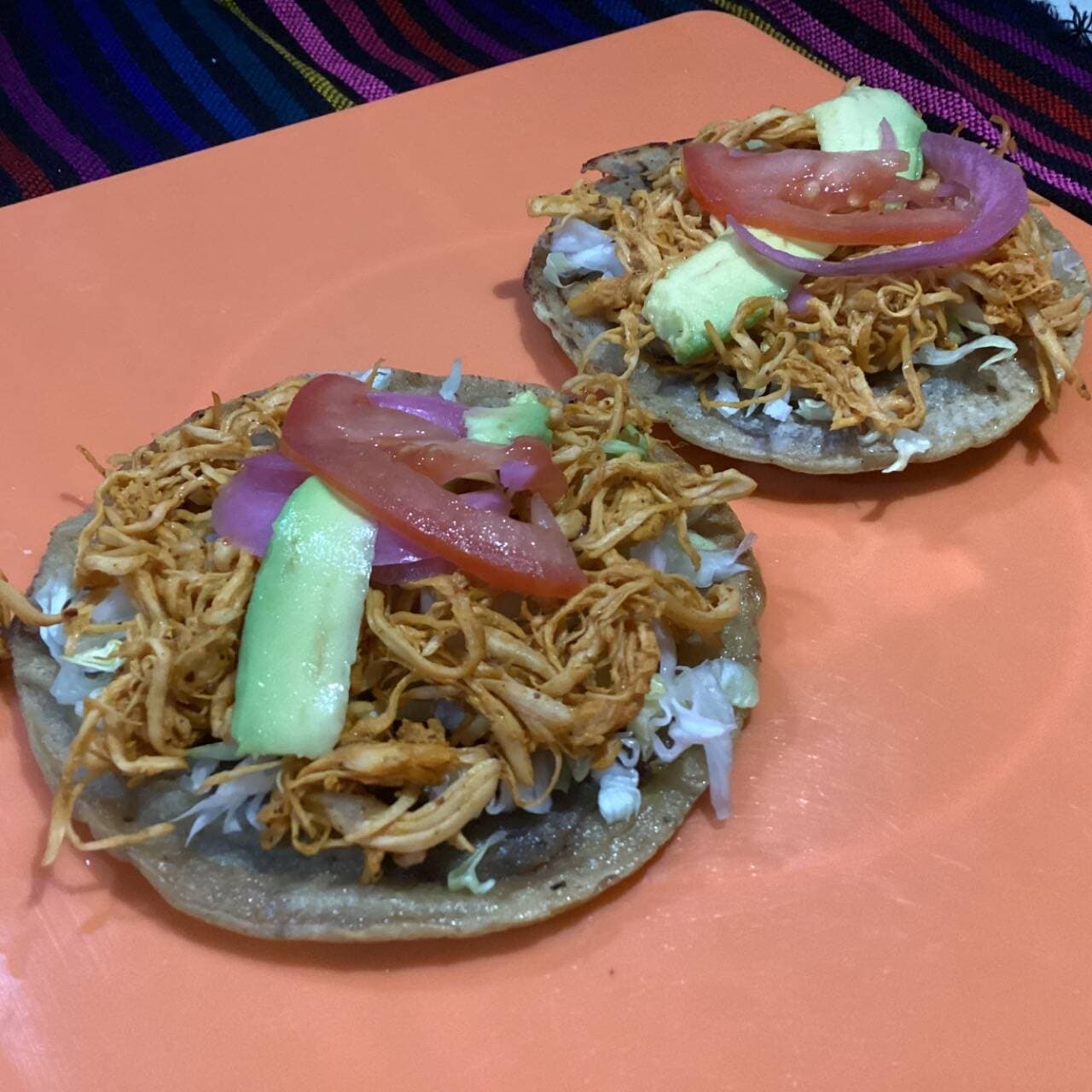 Panucho de chicharrón prensado c/u
