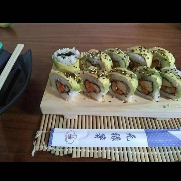 Tori Roll (10 Rollitos)