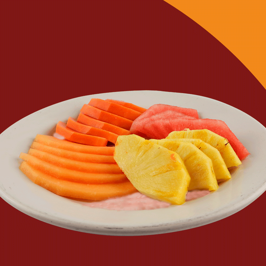 Plato De Frutas con Yogurt Natural