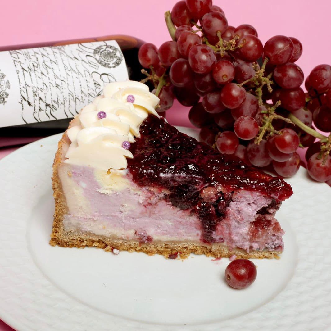 Cheesecake de vino tinto (rebanada)
