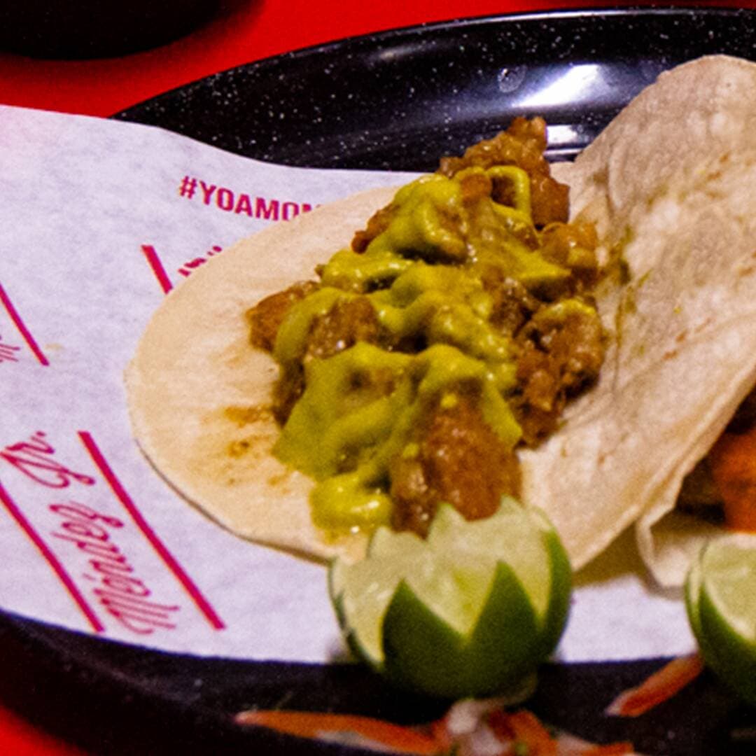 Taco de Chicharron en Salsa Verde