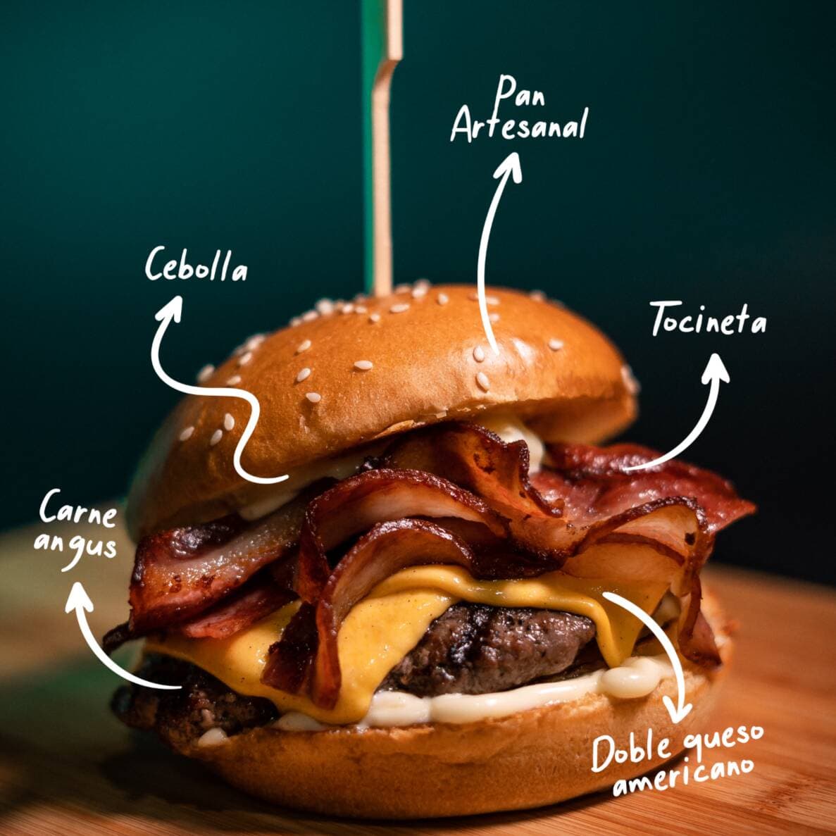 Hamburguesa Cheesy Bacon y Papas a la Francesa