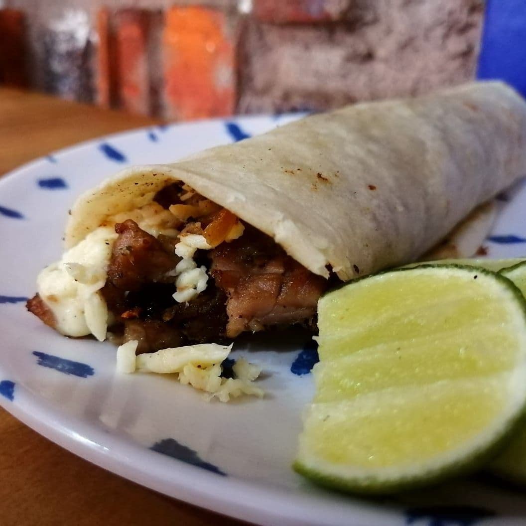 Taco de Harina al Pastor con Queso