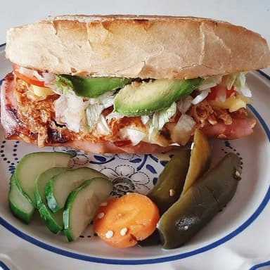 Lonche Cubano