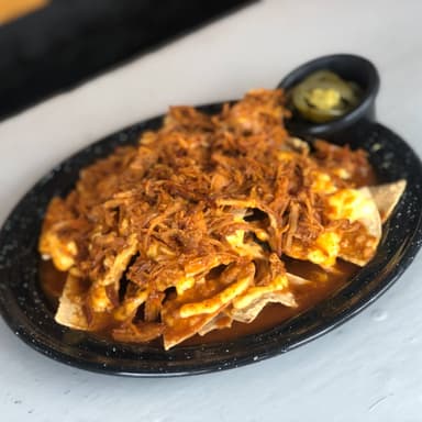 Nachos con Pierna
