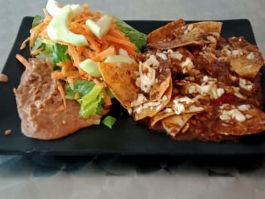 Chilaquiles Rojos o Verdes