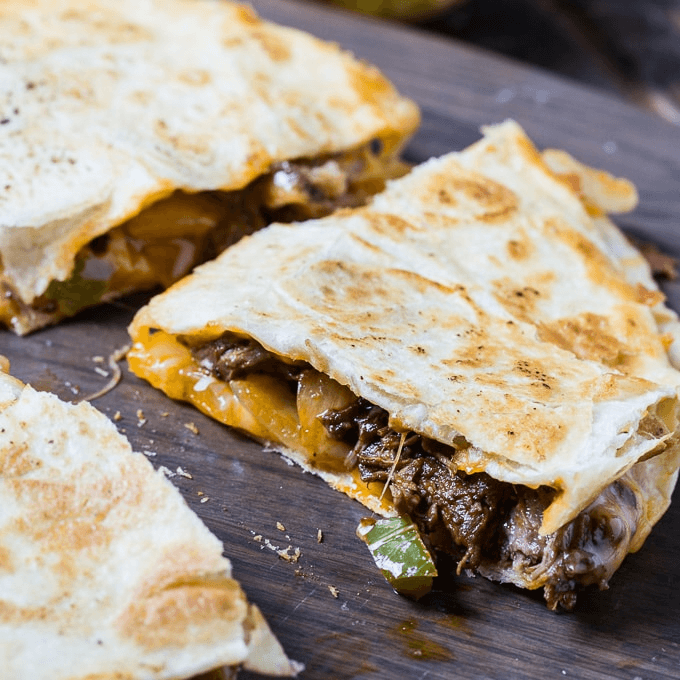 Quesadilla con Barbacoa de Res