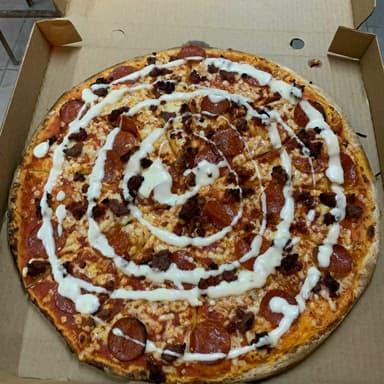 Pizza Extragrande 3 Ing. Bañada en Aderezo Ranch