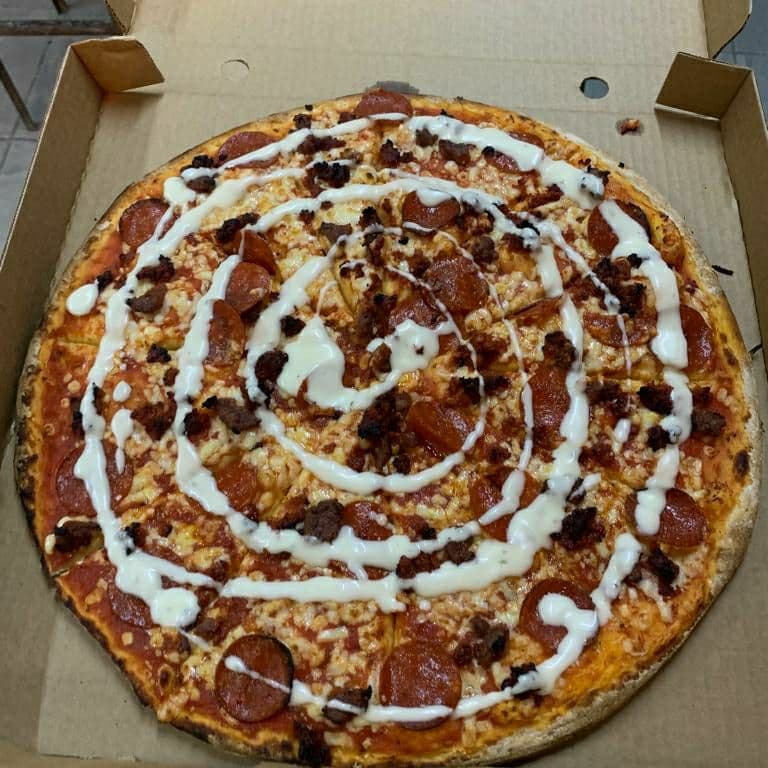 Pizza Extragrande 3 Ing. Bañada en Aderezo Ranch