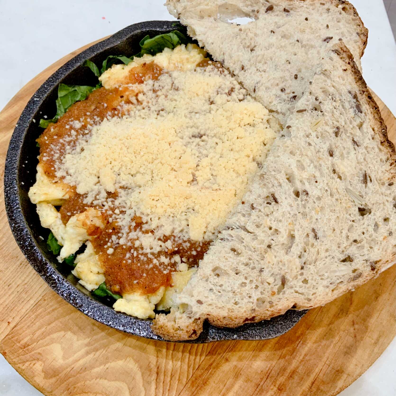 Huevo Deli