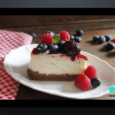 REBANADA CHEESECAKE FRUTOS ROJOS🍰🍓🍒🫐