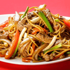Tallarín Saltado de Pollo