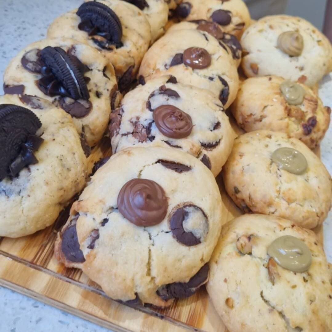Galletas rellenas de nutella, chocolate o pistacho