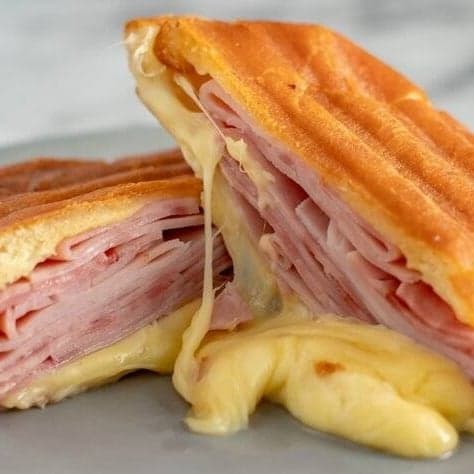 Lookin' Gouda Sandwich