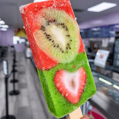 Paletas de kiwi fresa