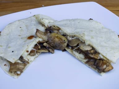 Quesadilla con Champiñones
