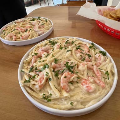 PASTA CON CAMARONES