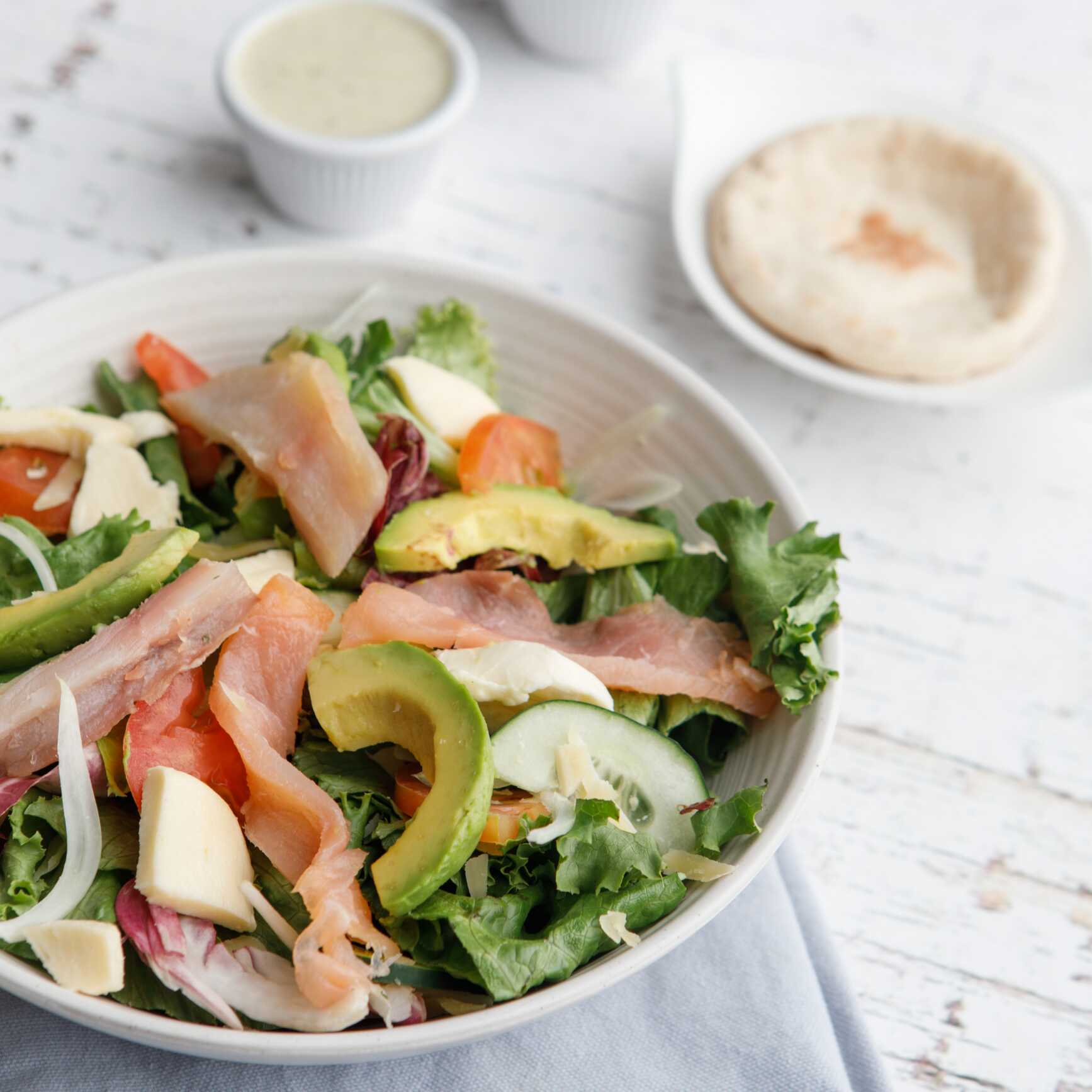 Ensalada Salmón Mediterráneo